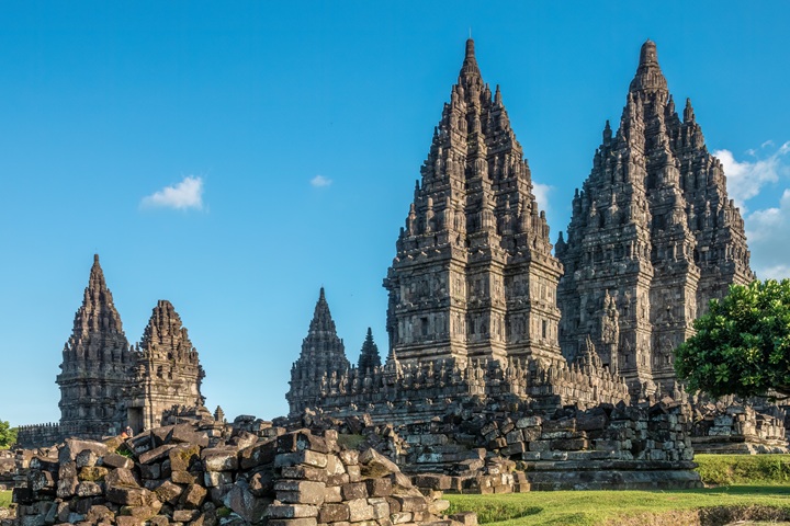 package tour image